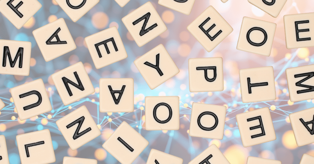 Lettres Scarabeo sur fond futuriste